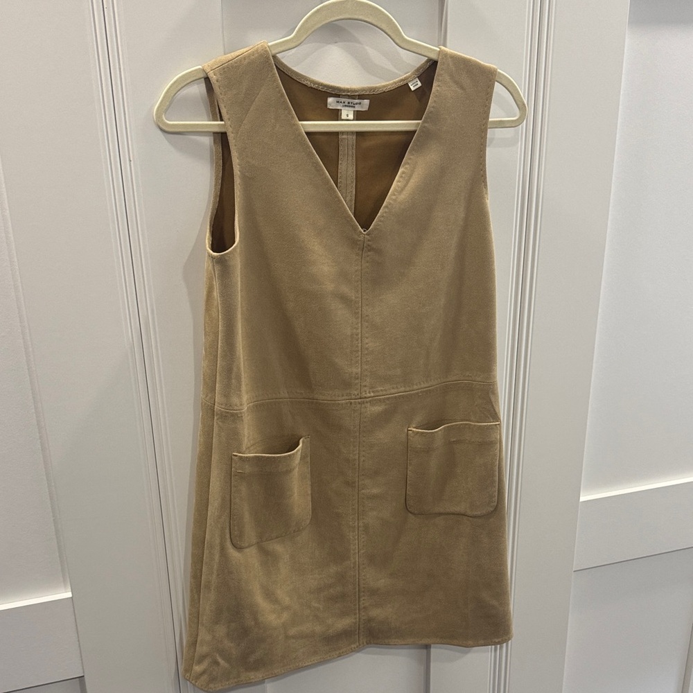 Max Studio Tan Garment